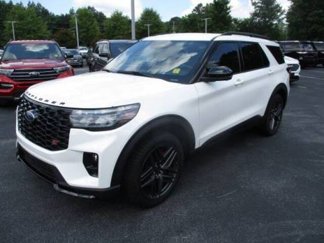 Used 2025 Ford Explorer ST image 1