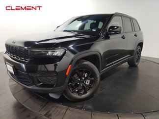 Used 2024 Jeep Grand Cherokee Altitude image 1