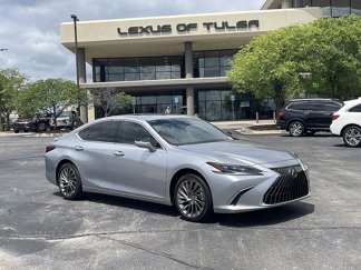 New 2025 Lexus ES 300h w/ Luxury Package image 1