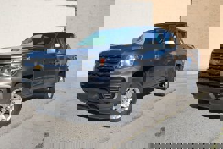 Used 2022 Chevrolet Colorado LT w/ Safety Package image 1