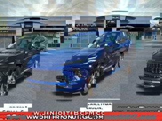 New 2025 Buick Envision Avenir image 1
