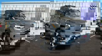 Certified 2022 Volvo C40 P8 Recharge Ultimate image 1