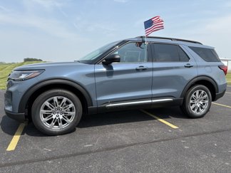 New 2025 Ford Explorer Active image 1