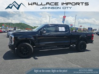 Used 2025 Ford F250 Platinum w/ FX4 Off-Road Package image 1