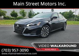 Used 2025 Nissan Altima 2.5 SV image 1
