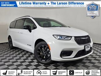 New 2025 Chrysler Pacifica Select image 1