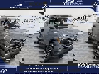 New 2025 Volkswagen Atlas SEL image 1