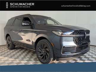 New 2025 Lincoln Navigator Reserve w/ Jet Appearance Package image 1