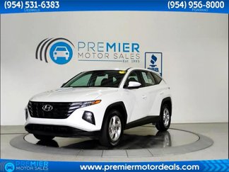 Used 2022 Hyundai Tucson SE image 1