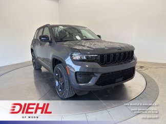 New 2025 Jeep Grand Cherokee Laredo image 1
