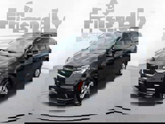 Used 2023 Chrysler Pacifica Touring-L image 1