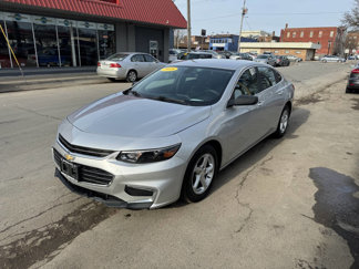 Used 2018 Chevrolet Malibu LS image 1