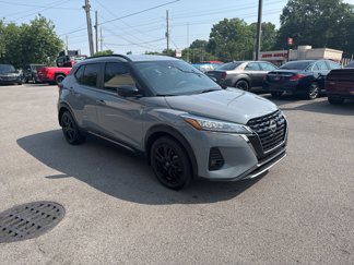 Used 2023 Nissan Kicks SR image 1