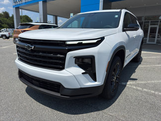 New 2025 Chevrolet Traverse LT w/ Midnight/Sport Edition image 1