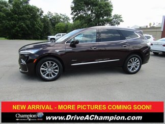 Used 2024 Buick Enclave Avenir image 1