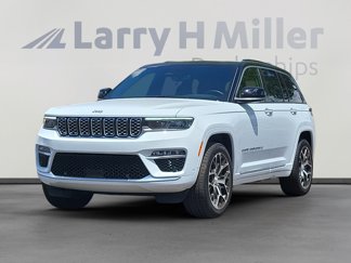 New 2025 Jeep Grand Cherokee Summit image 1