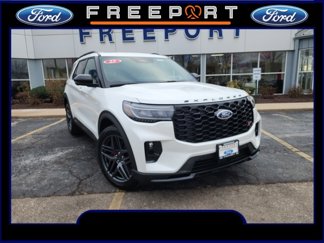 New 2025 Ford Explorer ST image 1