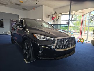Used 2022 INFINITI QX55 Essential image 1