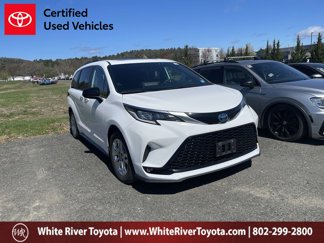 Used 2022 Toyota Sienna XSE image 1
