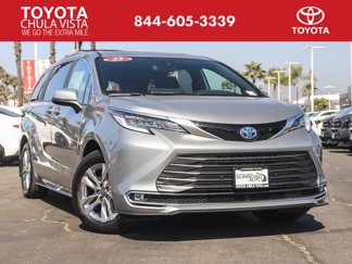 New 2025 Toyota Sienna Limited image 1