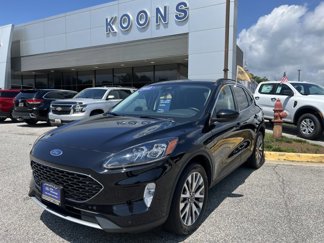 Certified 2022 Ford Escape Titanium image 1