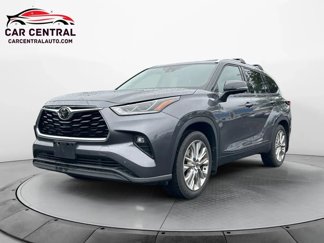 Used 2021 Toyota Highlander Limited image 1