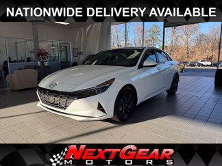 Used 2023 Hyundai Elantra SEL w/ Cargo Package image 1