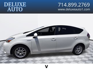 Used 2017 Toyota Prius V Two image 1