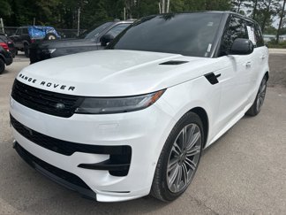 Used 2025 Land Rover Range Rover Sport Dynamic SE image 1
