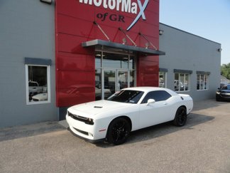 Used 2021 Dodge Challenger R/T image 1