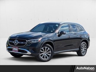 Used 2024 Mercedes-Benz GLC 300 4MATIC image 1
