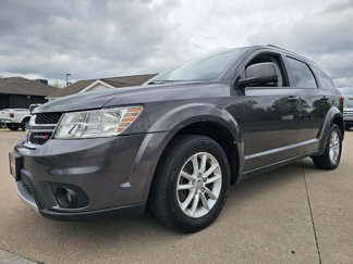 Used 2015 Dodge Journey SXT w/ Flexible Seating Group image 1