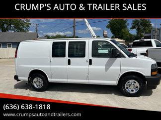 Used 2018 Chevrolet Express 2500 w/ Driver Convenience Package image 1