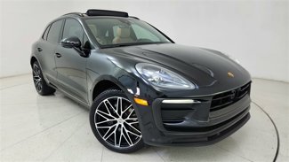 Used 2025 Porsche Macan image 1