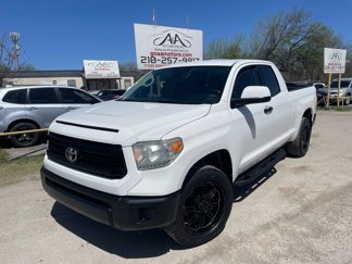 Used 2016 Toyota Tundra SR image 1