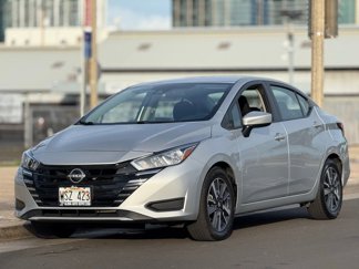 Used 2023 Nissan Versa SV image 1