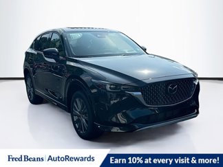 New 2025 MAZDA CX-5 Signature image 1
