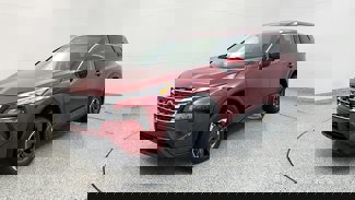 Used 2024 Nissan Rogue SV image 1