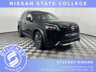 New 2025 Nissan Pathfinder SL w/ SL Premium Package image 1