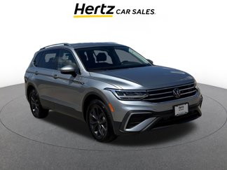 Used 2024 Volkswagen Tiguan SE image 1