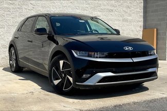 New 2025 Hyundai Ioniq 5 SE image 1