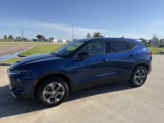 Used 2023 Chevrolet Blazer LT image 1