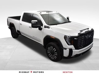 New 2025 GMC Sierra 2500 Denali Ultimate w/ Max Trailering Package image 1