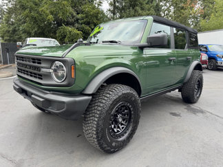 Used 2023 Ford Bronco 4-Door image 1