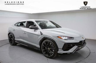 Used 2024 Lamborghini Urus S image 1