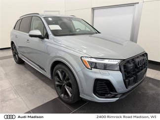 New 2025 Audi Q7 3.0T Prestige image 1