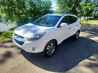 Used 2015 Hyundai Tucson Limited image 1