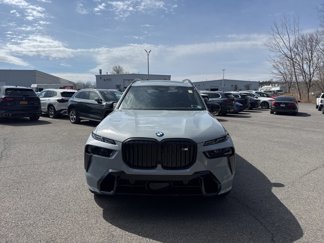 Used 2025 BMW X7 M60i image 1