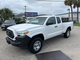 Used 2022 Toyota Tacoma SR image 1