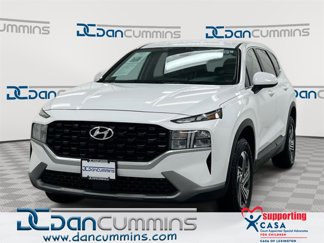 Used 2023 Hyundai Santa Fe SE image 1